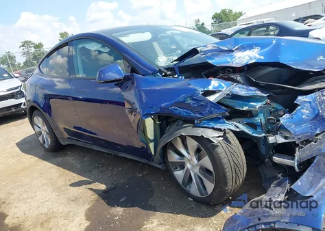 2022 Tesla Model Y Long Range Dual Motor All-Wheel Drive z USA, uszkodzony, nr VIN 7SAYGDEE4NA005009